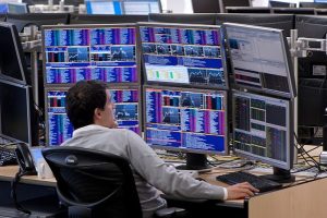 How is an Investment Bank Forex Trading Floor Organised | Axcess FX